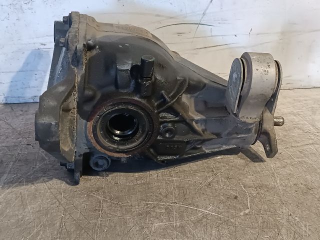 bontott MERCEDES-BENZ C-CLASS Hátsó Differenciálmű