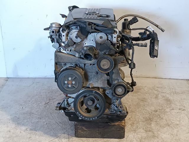 bontott MERCEDES-BENZ C-CLASS Komplett Motor (Segédberendezésekkel)