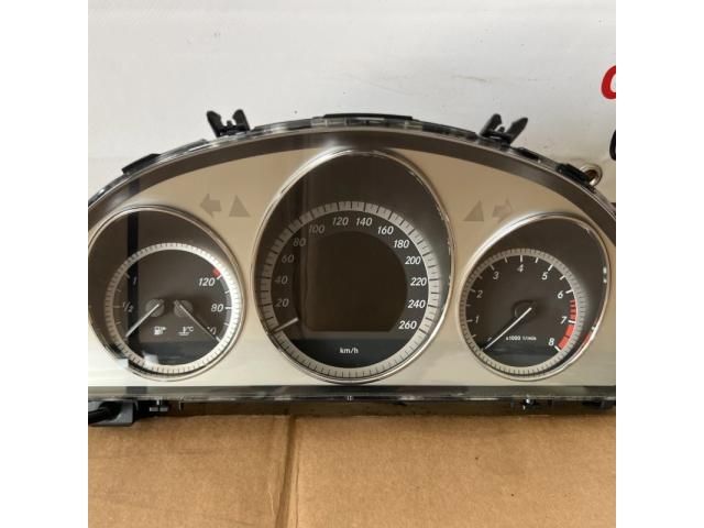 bontott MERCEDES-BENZ C-CLASS Kilométeróra