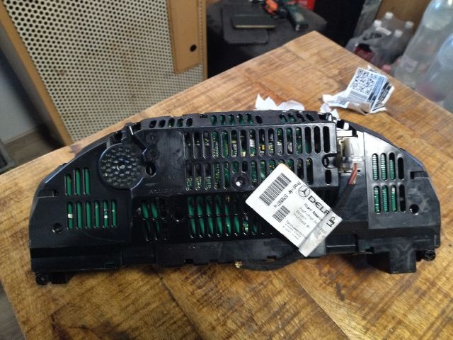 bontott MERCEDES-BENZ C-CLASS Kilométeróra