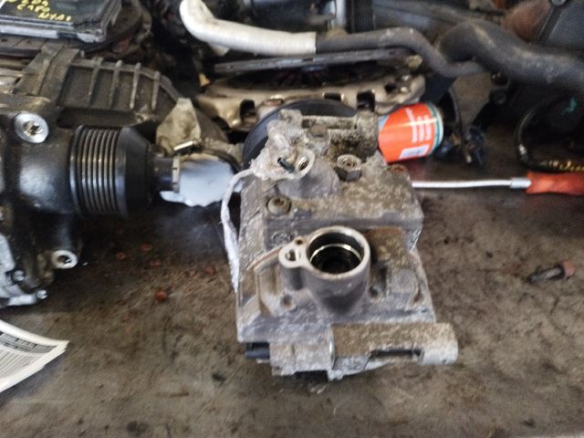 bontott MERCEDES-BENZ C-CLASS Klímakompresszor