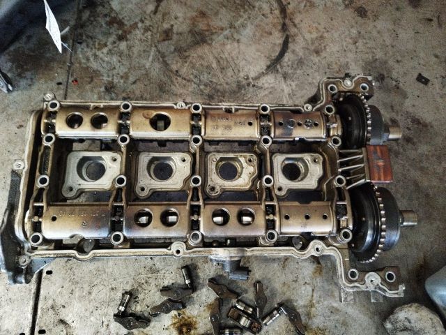 bontott MERCEDES-BENZ C-CLASS Vezérműtengely Házzal