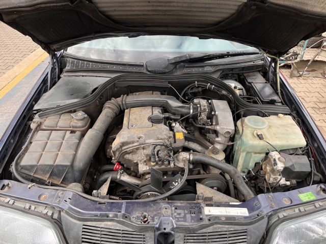 bontott MERCEDES-BENZ C-CLASS Bal első Gólyaláb (Lengécsillapító, Rugó)