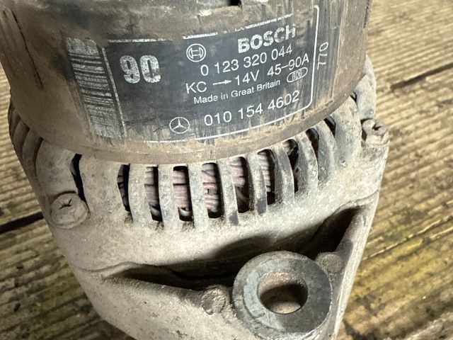 bontott MERCEDES-BENZ C-CLASS Generátor