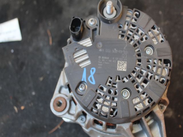 bontott MERCEDES-BENZ C-CLASS Generátor