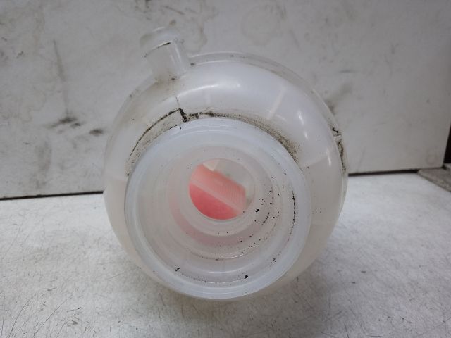 bontott MERCEDES-BENZ C-CLASS Kiegyenlítő Tartály