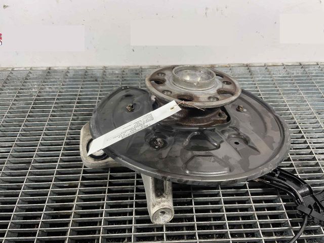 bontott MERCEDES-BENZ C-CLASS Jobb hátsó Csonkállvány