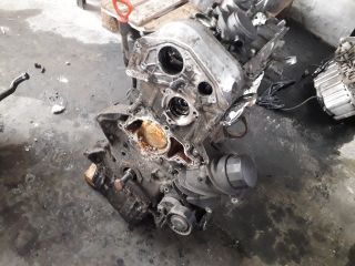 bontott MERCEDES-BENZ C-CLASS Motor (Fűzött blokk hengerfejjel)