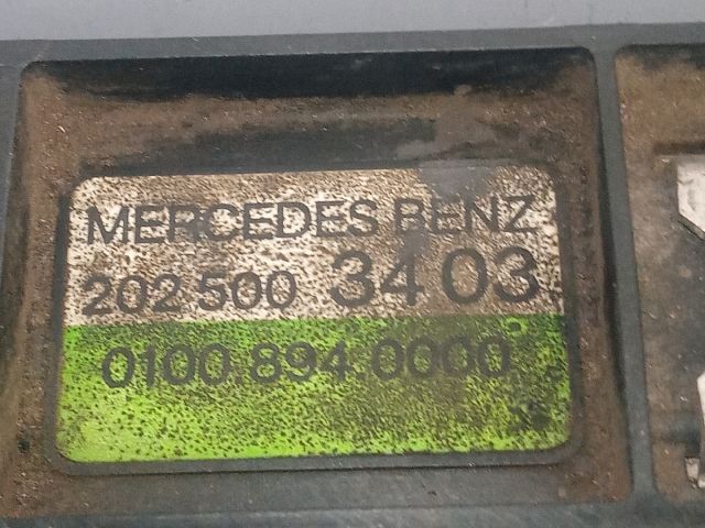 bontott MERCEDES-BENZ C-CLASS Vízhűtő Radiátor (Klímás)