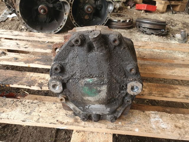 bontott MERCEDES-BENZ C-CLASS Hátsó Differenciálmű