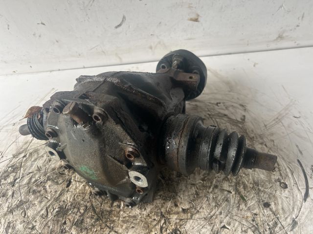 bontott MERCEDES-BENZ C-CLASS Hátsó Differenciálmű