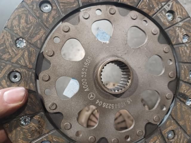 bontott MERCEDES-BENZ C-CLASS Kuplung Szett (Szerkezet, Tárcsa)