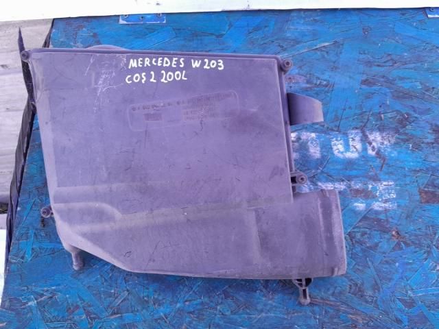 bontott MERCEDES-BENZ C-CLASS Légszűrő Ház