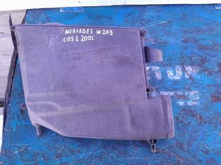 bontott MERCEDES-BENZ C-CLASS Légszűrő Ház