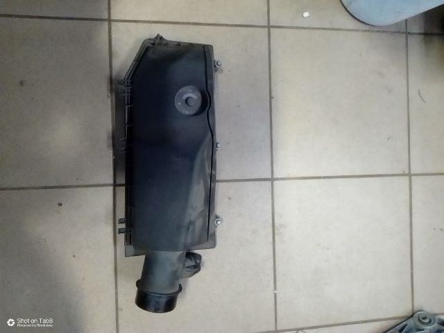 bontott MERCEDES-BENZ C-CLASS Légszűrő Ház