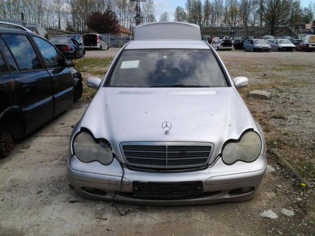 bontott MERCEDES-BENZ C-CLASS Motor (Fűzött blokk hengerfejjel)