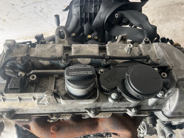 bontott MERCEDES-BENZ C-CLASS Motor (Fűzött blokk hengerfejjel)