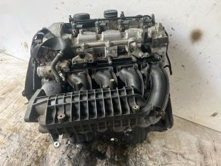 bontott MERCEDES-BENZ C-CLASS Motor (Fűzött blokk hengerfejjel)