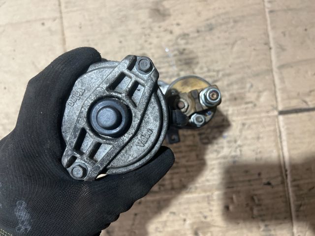 bontott MERCEDES-BENZ C-CLASS Önindító