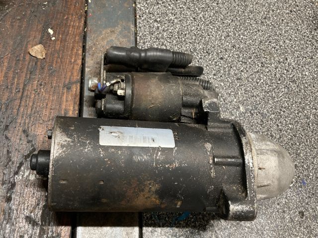 bontott MERCEDES-BENZ C-CLASS Önindító