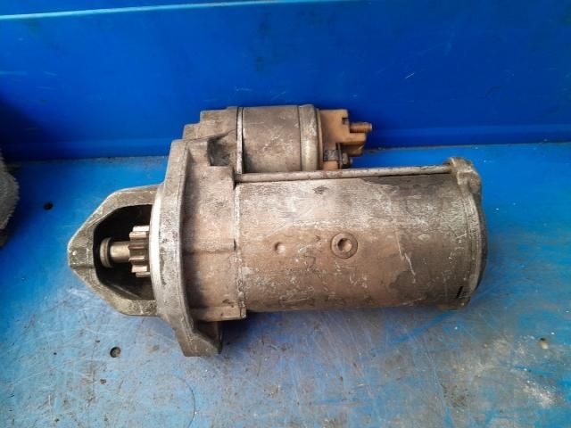 bontott MERCEDES-BENZ C-CLASS Önindító