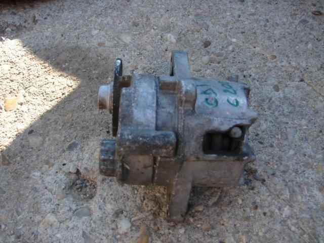 bontott MERCEDES-BENZ C-CLASS Szíjfeszítő Görgő