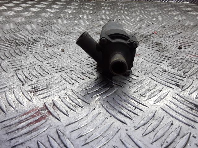 bontott MERCEDES-BENZ C-CLASS Vízpumpa