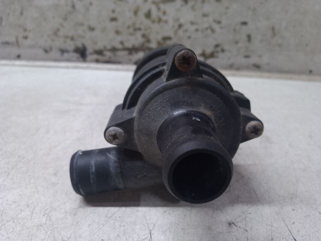 bontott MERCEDES-BENZ C-CLASS Vízpumpa