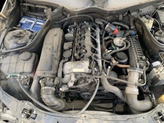 bontott MERCEDES-BENZ C-CLASS Motor Tartó Bak Jobb