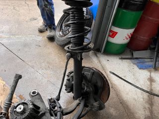 bontott MERCEDES-BENZ C-CLASS Bal első Csonkállvány Kerékaggyal