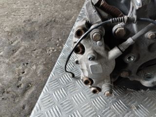 bontott MERCEDES-BENZ C-CLASS Bal első Féknyereg Munkahengerrel