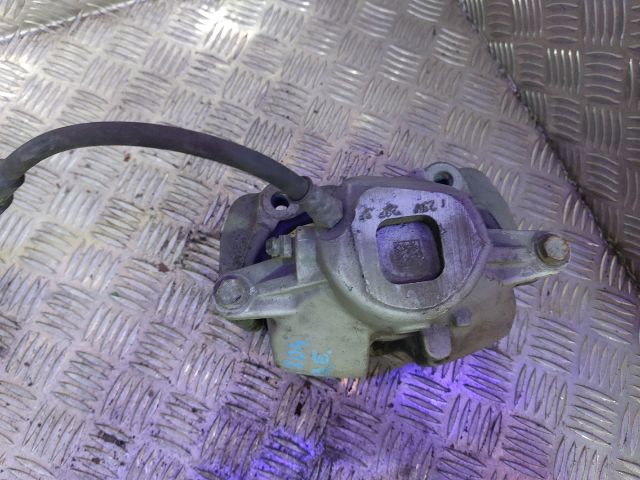 bontott MERCEDES-BENZ C-CLASS Bal első Féknyereg Munkahengerrel