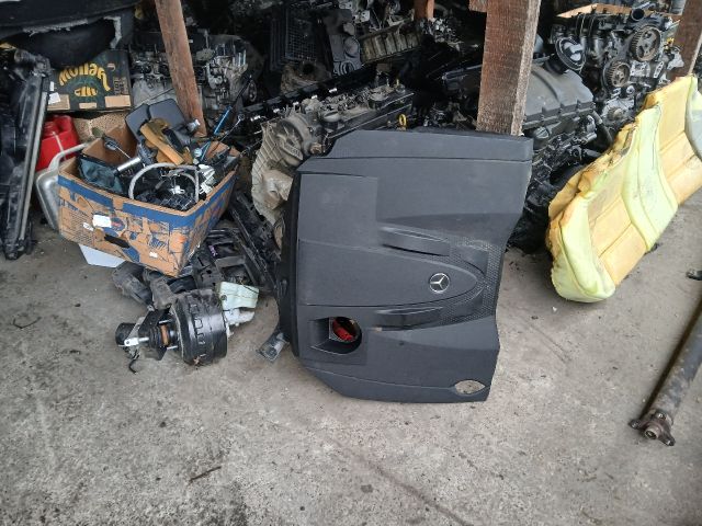 bontott MERCEDES-BENZ C-CLASS Felső Motorburkolat