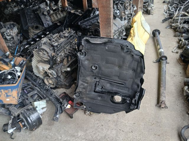 bontott MERCEDES-BENZ C-CLASS Felső Motorburkolat