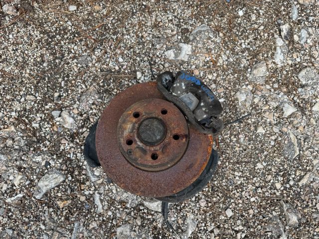 bontott MERCEDES-BENZ C-CLASS Jobb első Csonkállvány Kerékaggyal