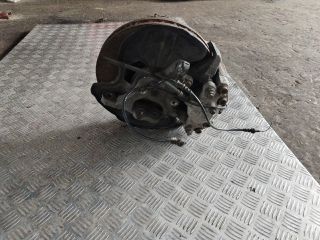 bontott MERCEDES-BENZ C-CLASS Jobb első Kerékagy