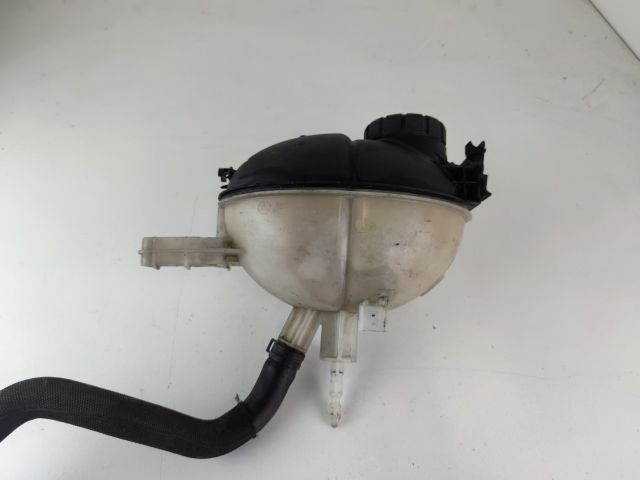 bontott MERCEDES-BENZ C-CLASS Kiegyenlítő Tartály