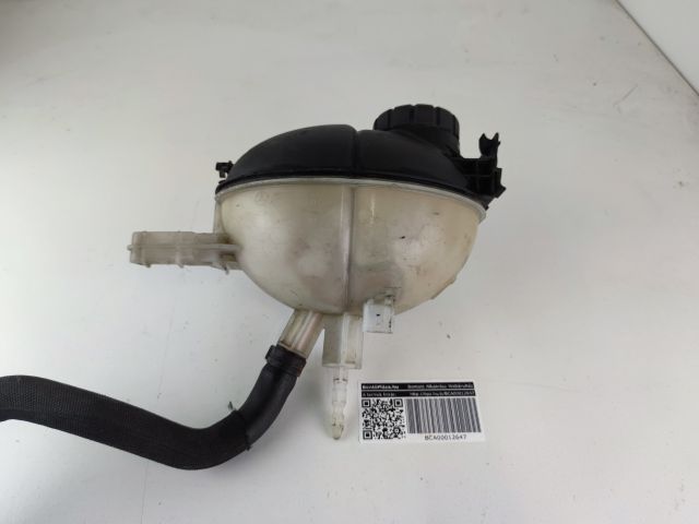 bontott MERCEDES-BENZ C-CLASS Kiegyenlítő Tartály