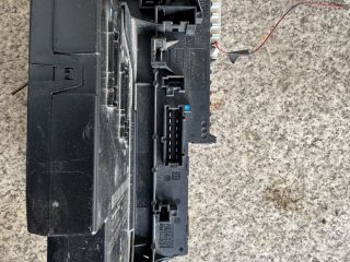 bontott MERCEDES-BENZ C-CLASS Biztosítéktábla Motortér