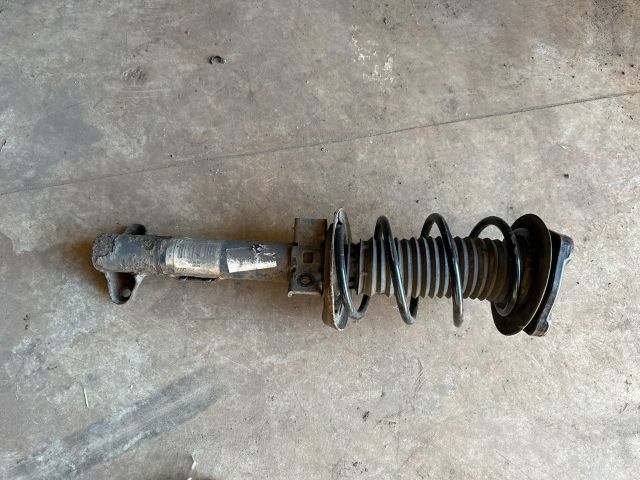 bontott MERCEDES-BENZ C-CLASS Jobb első Gólyaláb (Lengécsillapító, Rugó)