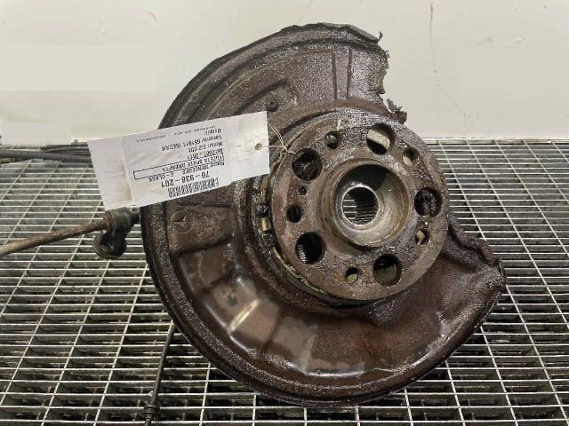 bontott MERCEDES-BENZ C-CLASS Jobb hátsó Csonkállvány