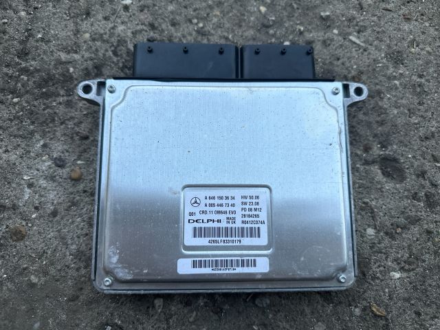 bontott MERCEDES-BENZ C-CLASS Motorvezérlő