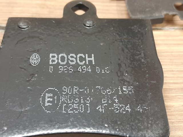 bontott MERCEDES-BENZ C-CLASS Hátsó Pár Fékbetét