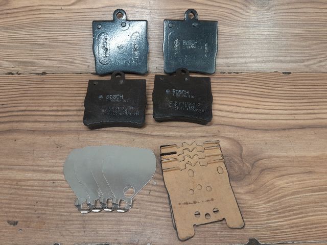 bontott MERCEDES-BENZ C-CLASS Hátsó Pár Fékbetét