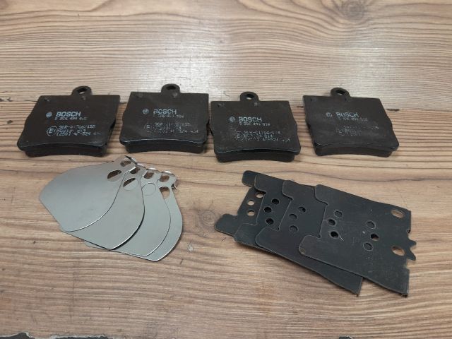 bontott MERCEDES-BENZ C-CLASS Hátsó Pár Fékbetét