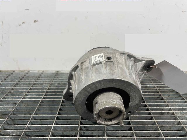 bontott MERCEDES-BENZ C-CLASS Motor Tartó Bak (Pozíciófüggetlen)