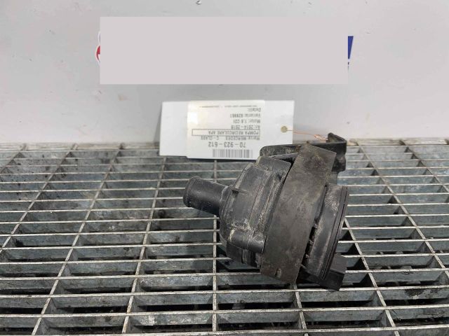 bontott MERCEDES-BENZ C-CLASS Vízpumpa