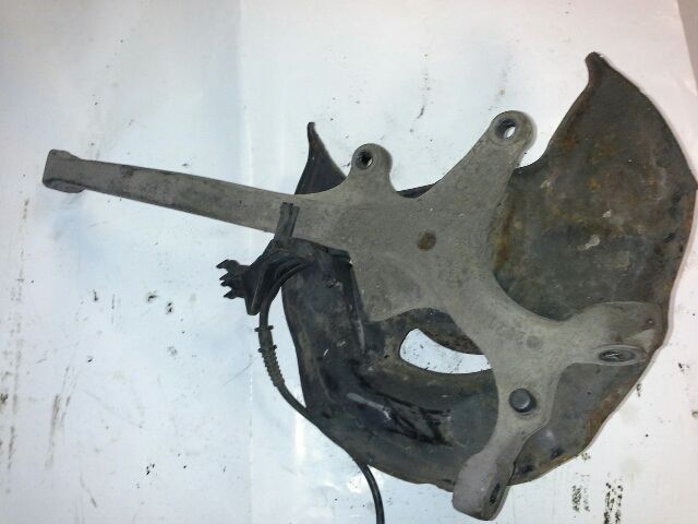 bontott MERCEDES-BENZ C-CLASS Bal első Csonkállvány Kerékaggyal