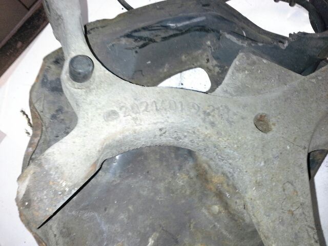 bontott MERCEDES-BENZ C-CLASS Bal első Csonkállvány Kerékaggyal