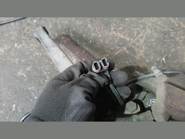 bontott MERCEDES-BENZ C-CLASS Jobb első Csonkállvány Kerékaggyal